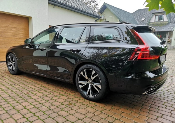 Volvo V60 cena 139000 przebieg: 76482, rok produkcji 2020 z Garwolin małe 172